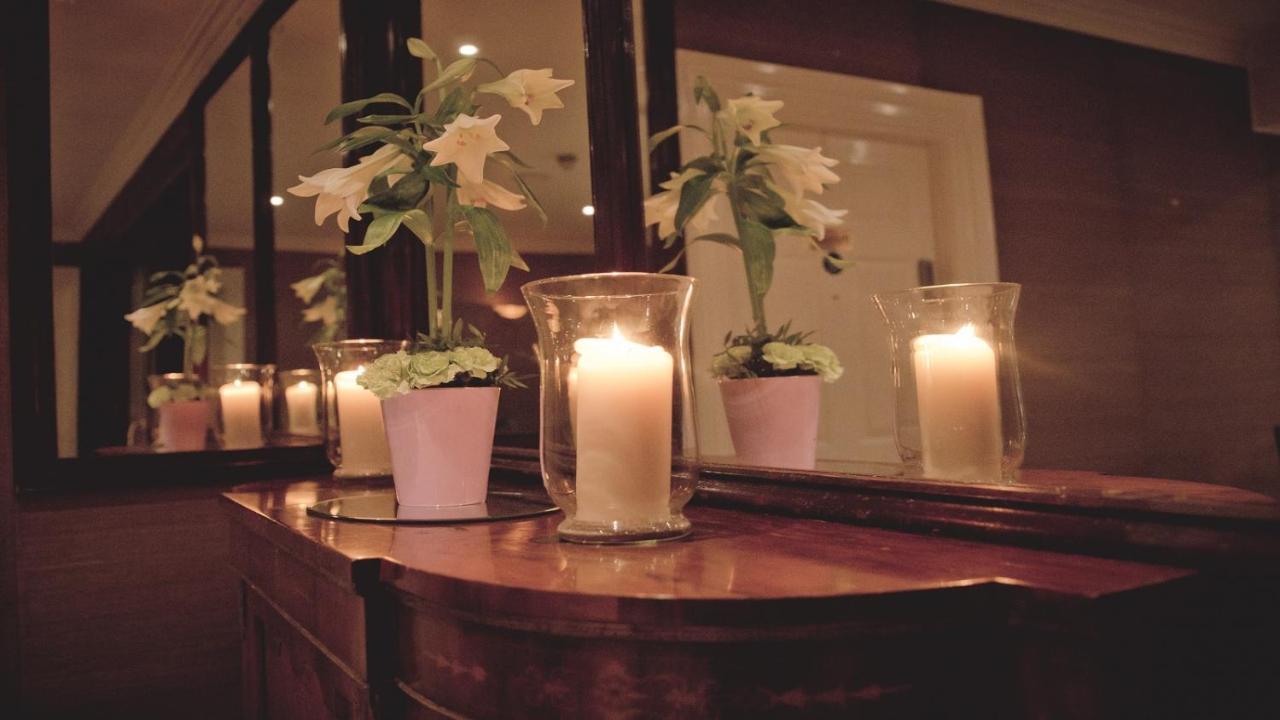 河畔小屋酒店 Ferrybank 外观 照片